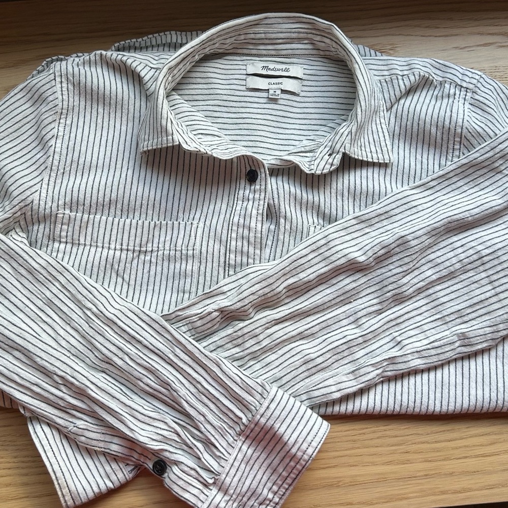 Madewell Classic Ex Boyfriend Button Shirt in White Stripe Size Medium